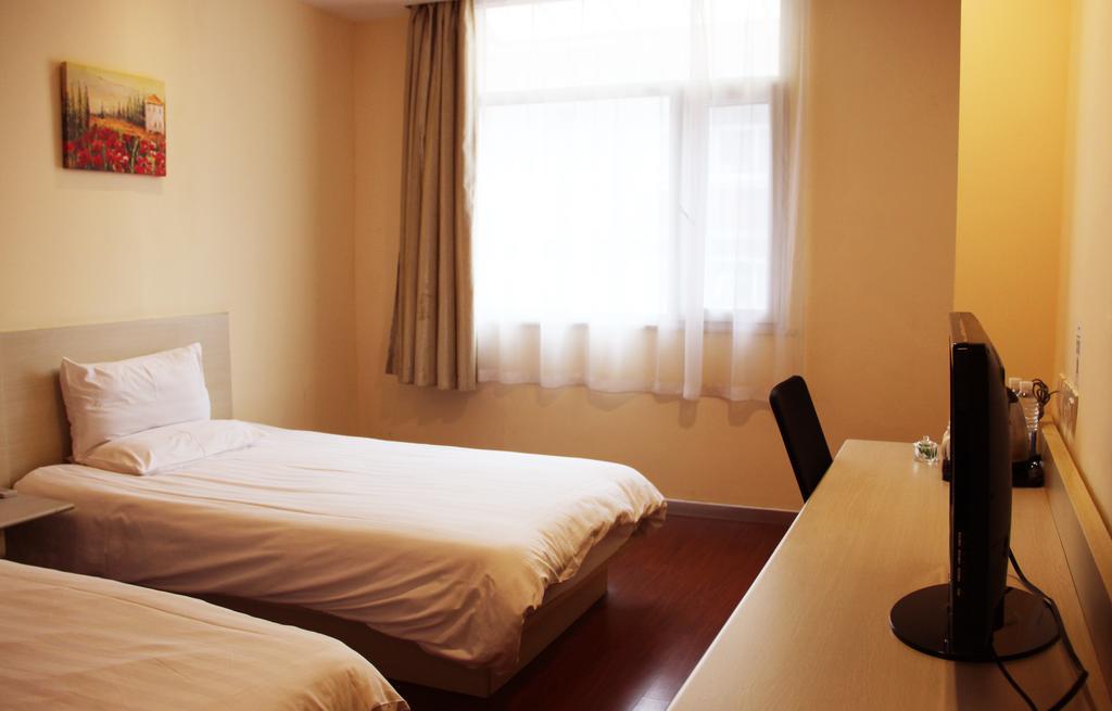 Hanting Express Wuhan Jiang Han Road Walking Street Chambre photo