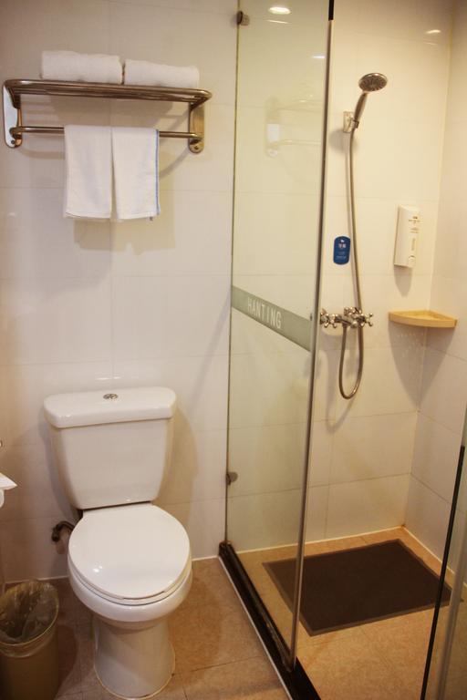 Hanting Express Wuhan Jiang Han Road Walking Street Chambre photo