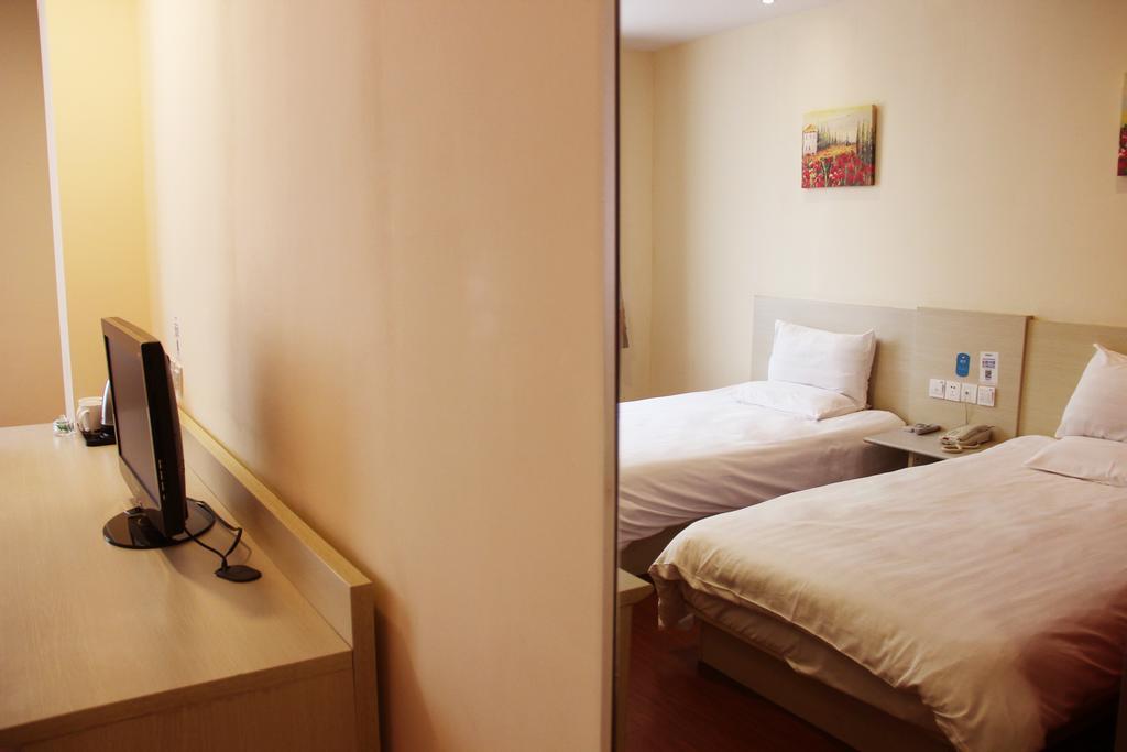 Hanting Express Wuhan Jiang Han Road Walking Street Chambre photo